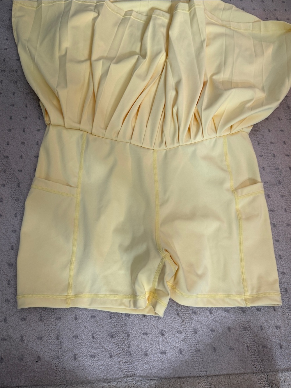 Pleated Golf Tennis dress with shorts/pockets - Picture 3 of 4